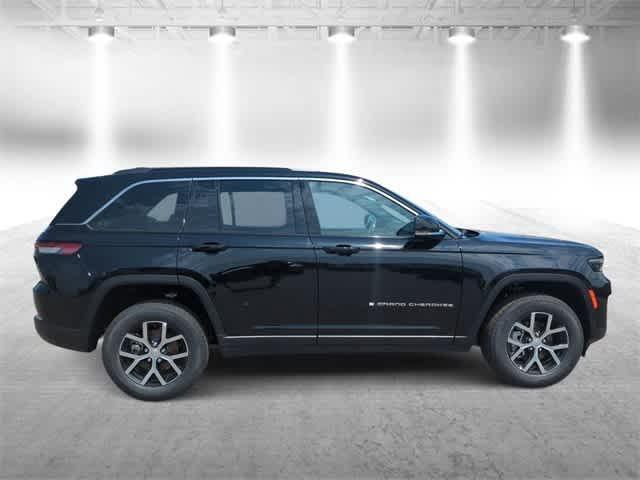 new 2024 Jeep Grand Cherokee car, priced at $42,709