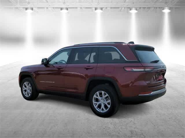 used 2022 Jeep Grand Cherokee car, priced at $34,000