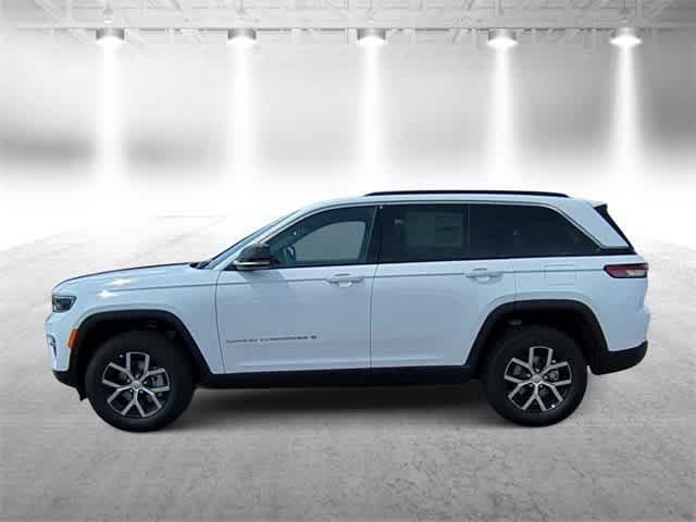 new 2024 Jeep Grand Cherokee car, priced at $41,700