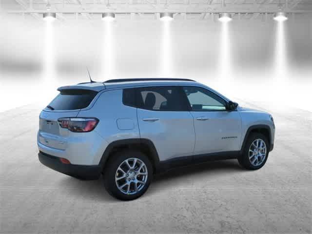 new 2024 Jeep Compass car, priced at $31,840
