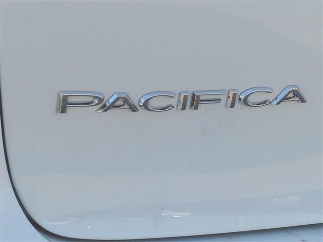 new 2024 Chrysler Pacifica car, priced at $48,589