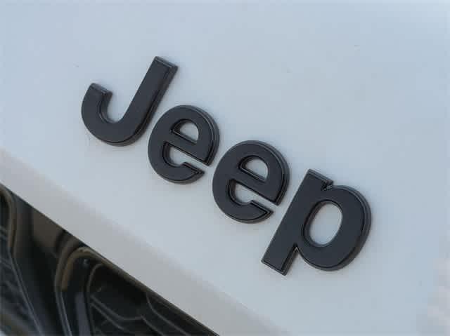 new 2024 Jeep Grand Cherokee L car, priced at $44,505