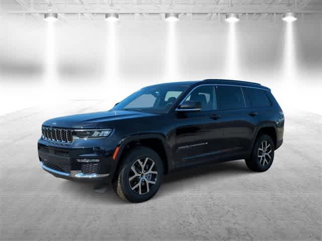 new 2024 Jeep Grand Cherokee L car, priced at $45,071