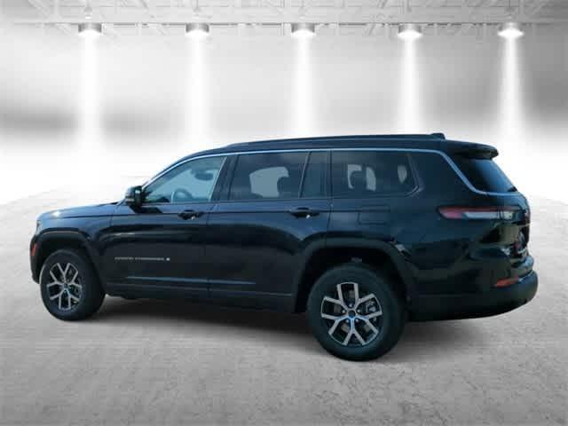 new 2024 Jeep Grand Cherokee L car, priced at $45,071