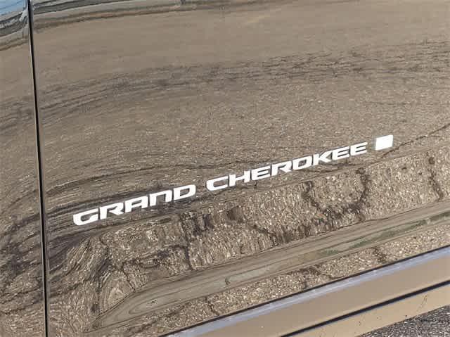 new 2024 Jeep Grand Cherokee car, priced at $42,709