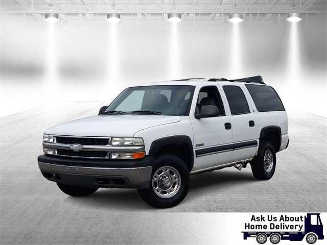 used 2001 Chevrolet Suburban car, priced at $6,000