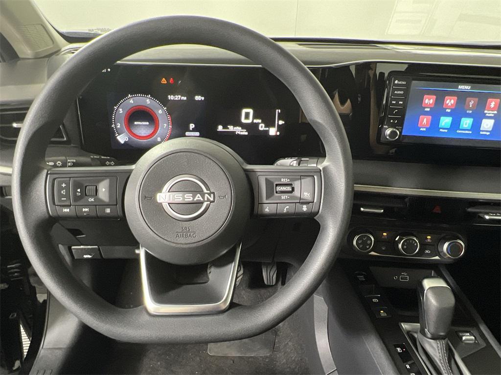 new 2025 Nissan Kicks car, priced at $23,220