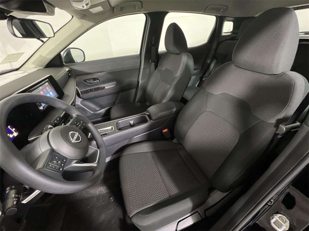 new 2025 Nissan Kicks car, priced at $23,220