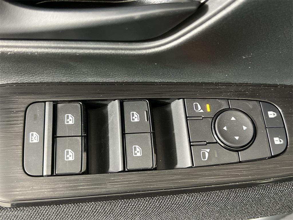 new 2025 Nissan Kicks car, priced at $23,220