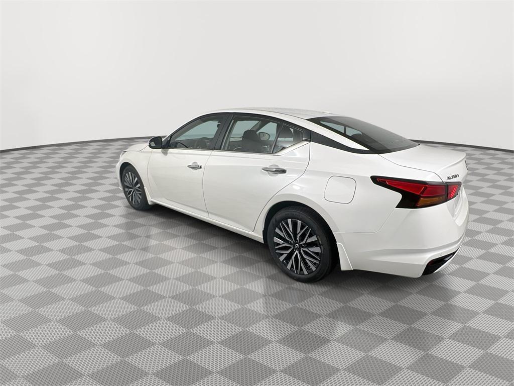 new 2025 Nissan Altima car, priced at $28,097
