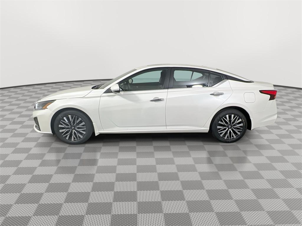 new 2025 Nissan Altima car, priced at $28,097