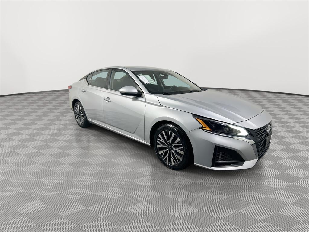 used 2023 Nissan Altima car, priced at $16,723
