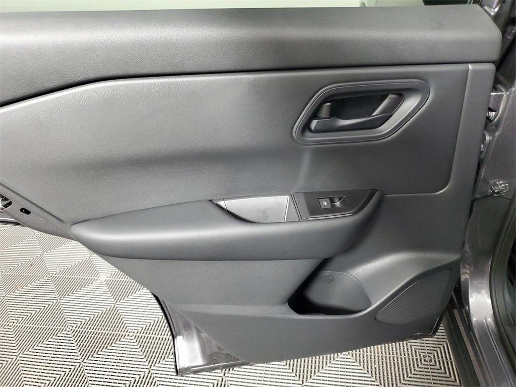 new 2025 Nissan Rogue car, priced at $27,576