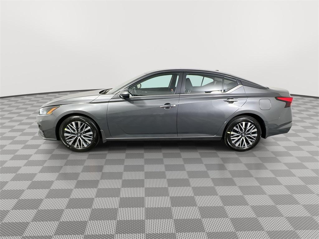 new 2025 Nissan Altima car, priced at $27,697