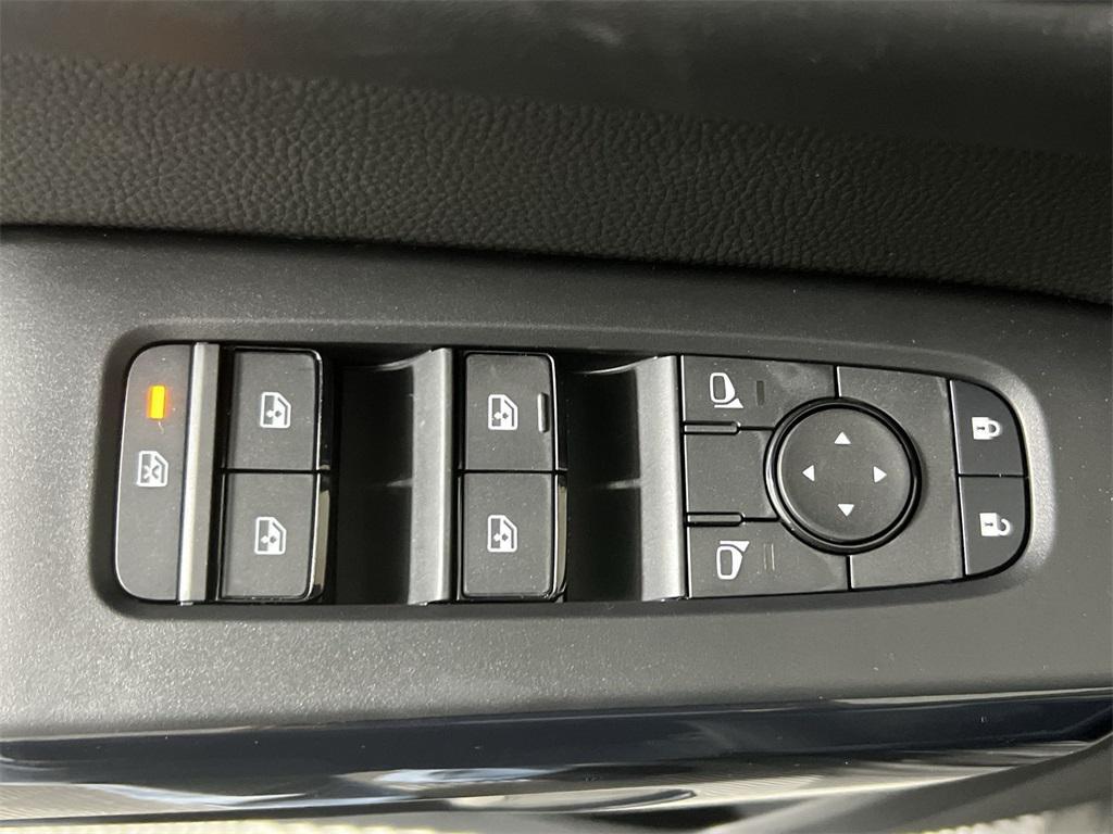 new 2025 Nissan Pathfinder car, priced at $32,714