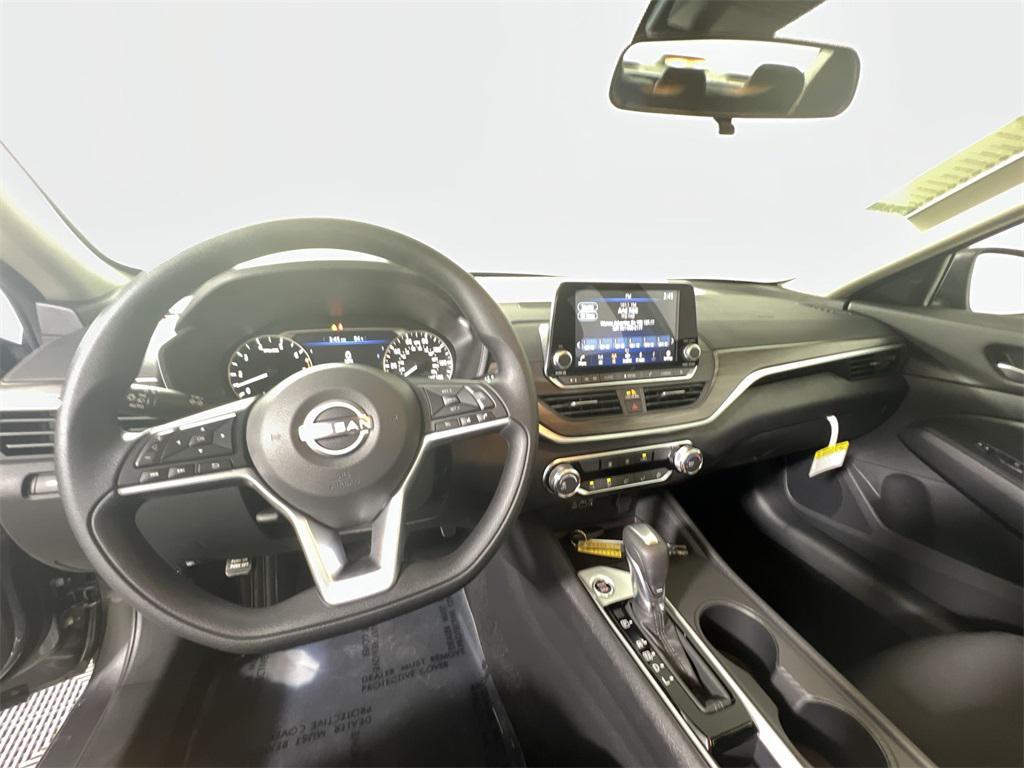 new 2025 Nissan Altima car, priced at $25,569