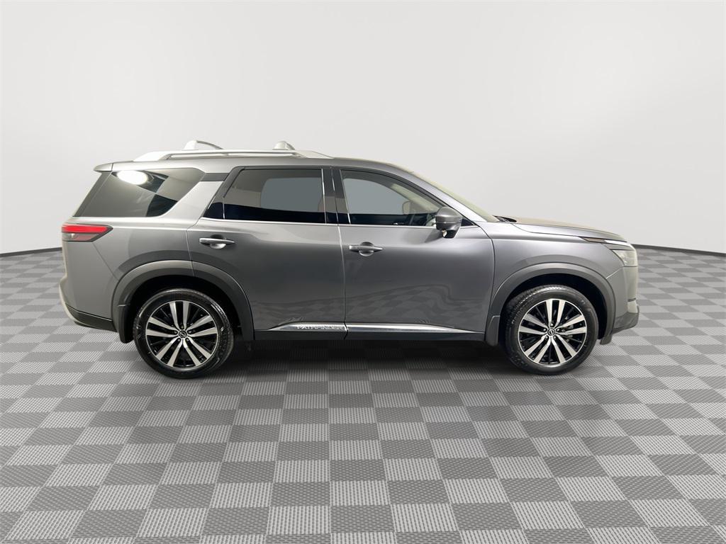 new 2025 Nissan Pathfinder car, priced at $41,918