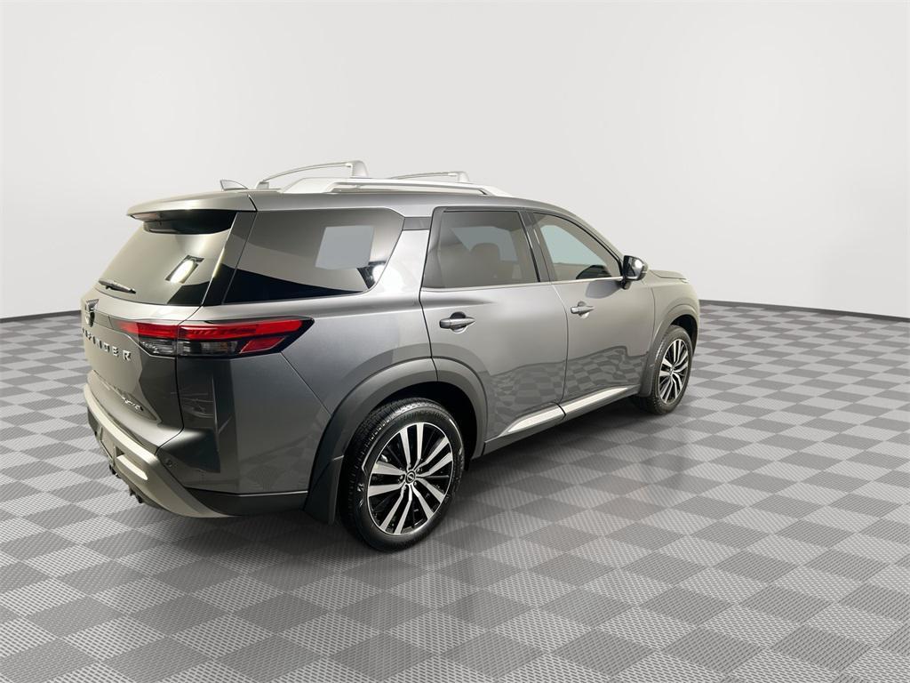 new 2025 Nissan Pathfinder car, priced at $41,918