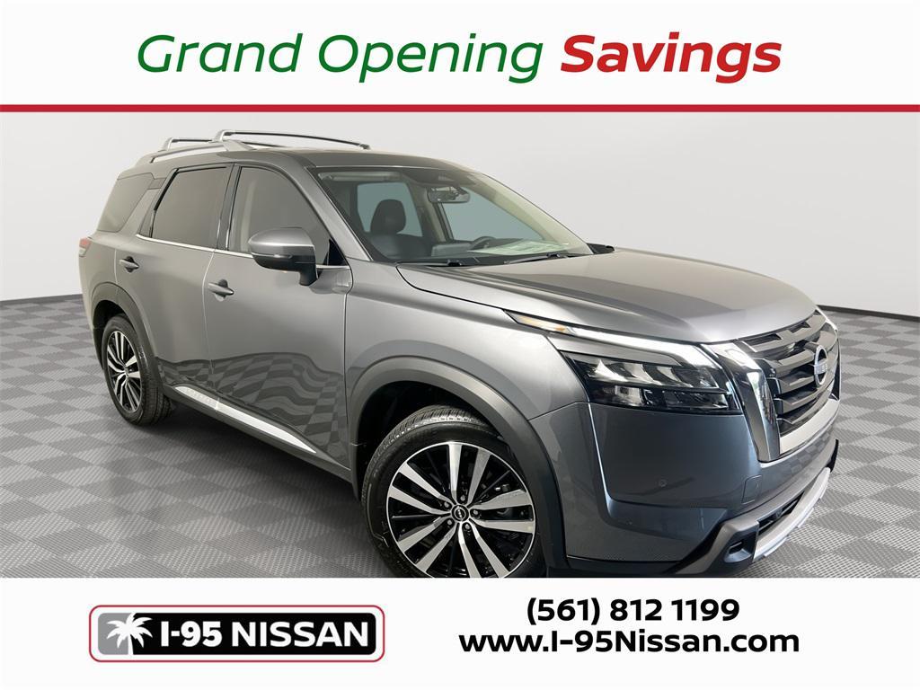 new 2025 Nissan Pathfinder car, priced at $41,918