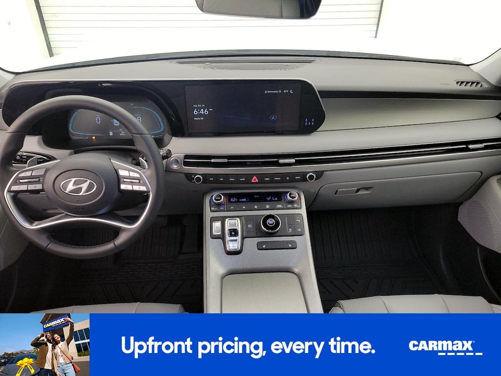 used 2025 Hyundai Palisade car, priced at $38,998