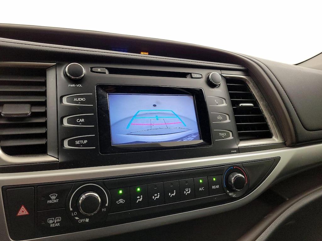 used 2015 Toyota Highlander car, priced at $16,998