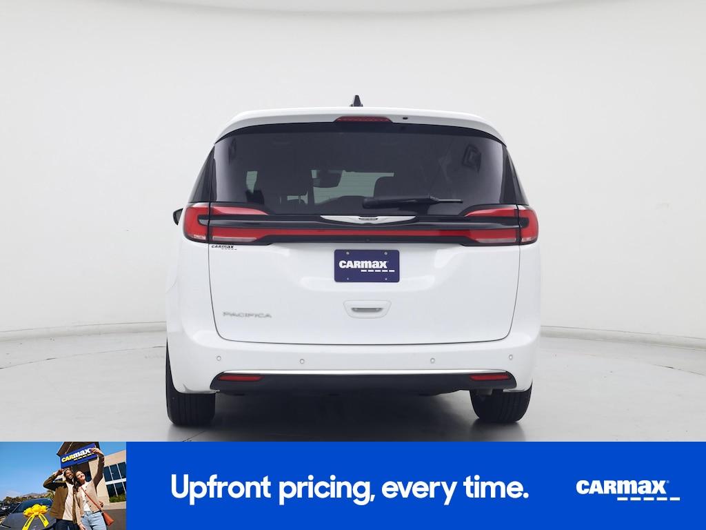used 2024 Chrysler Pacifica car, priced at $35,998
