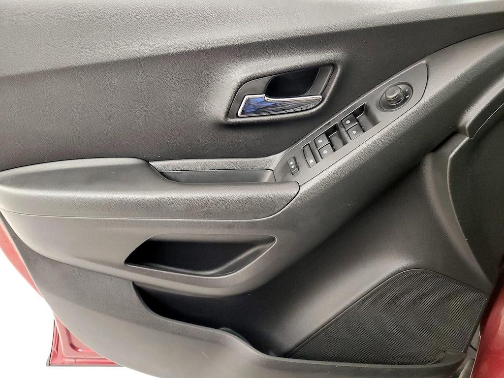 used 2021 Chevrolet Trax car, priced at $15,998