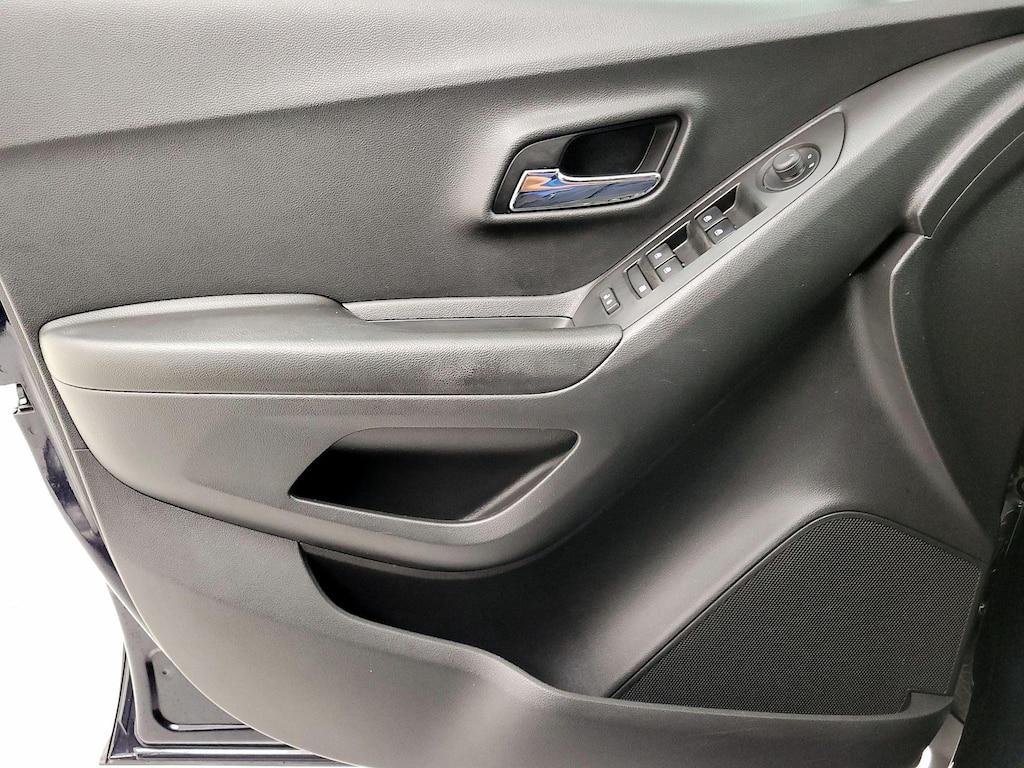 used 2021 Chevrolet Trax car, priced at $17,998