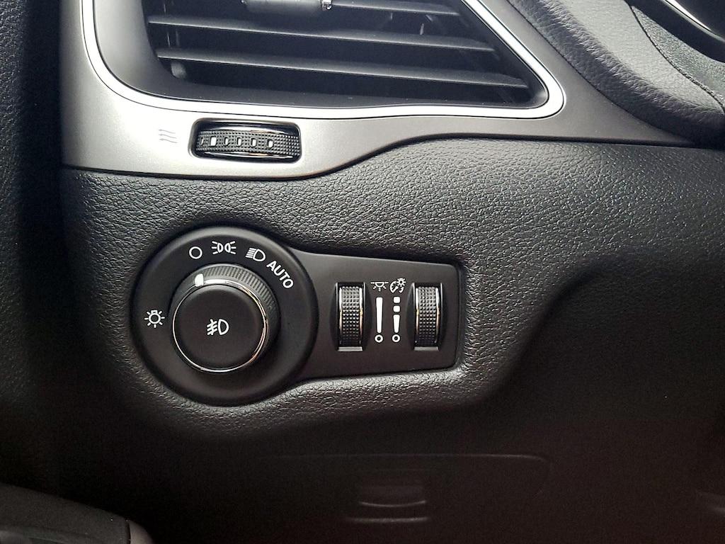 used 2019 Jeep Cherokee car, priced at $19,998