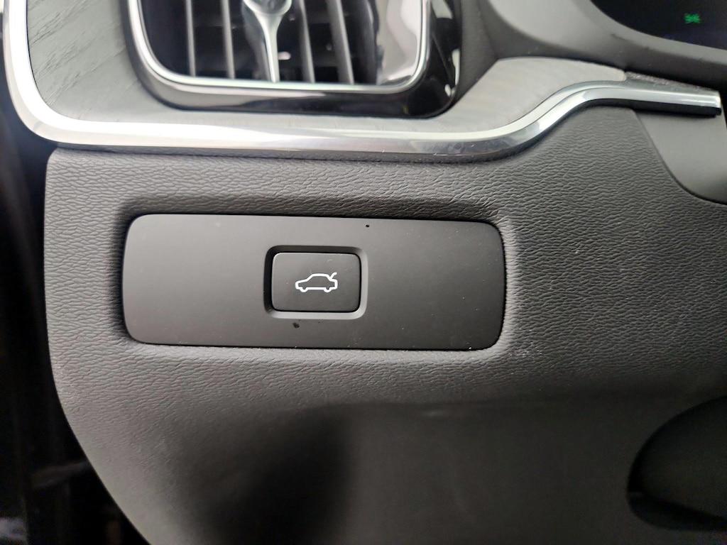 used 2025 Volvo XC60 car, priced at $36,998