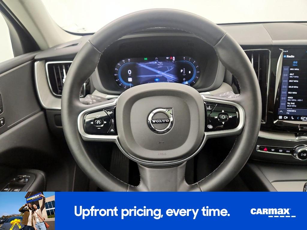 used 2025 Volvo XC60 car, priced at $36,998