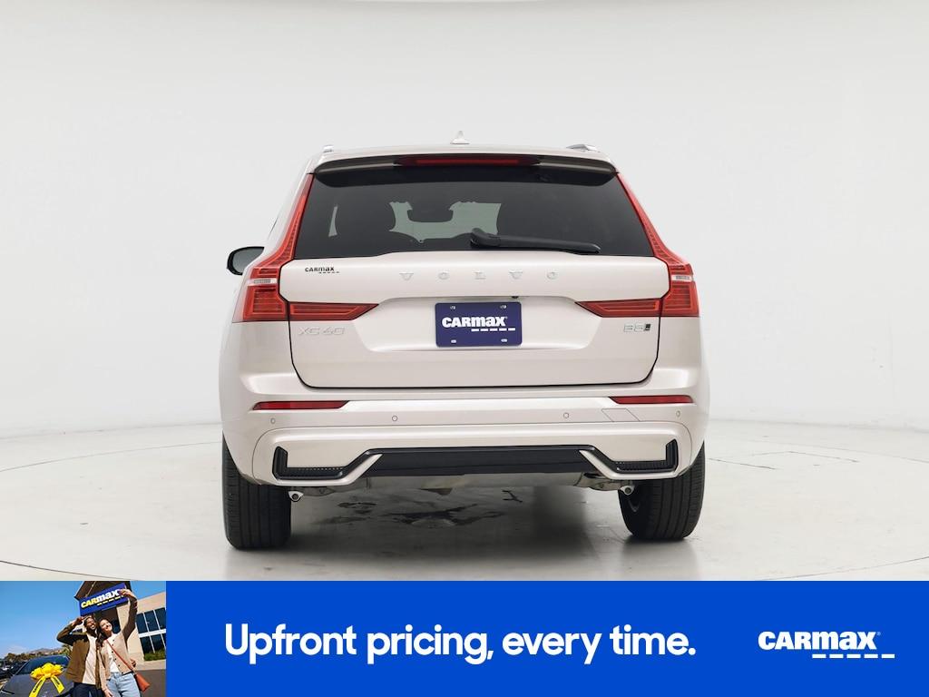 used 2025 Volvo XC60 car, priced at $36,998