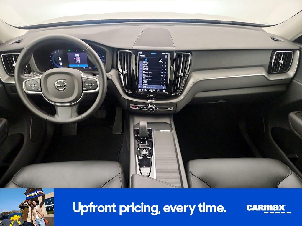 used 2025 Volvo XC60 car, priced at $36,998