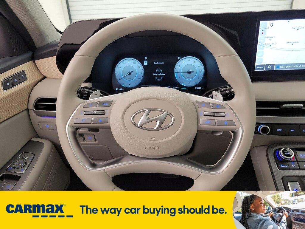 used 2024 Hyundai Palisade car, priced at $41,998