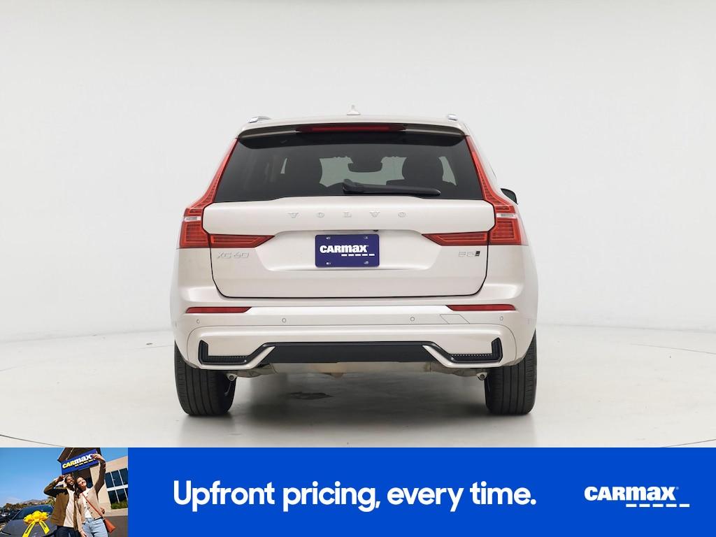 used 2025 Volvo XC60 car, priced at $36,998