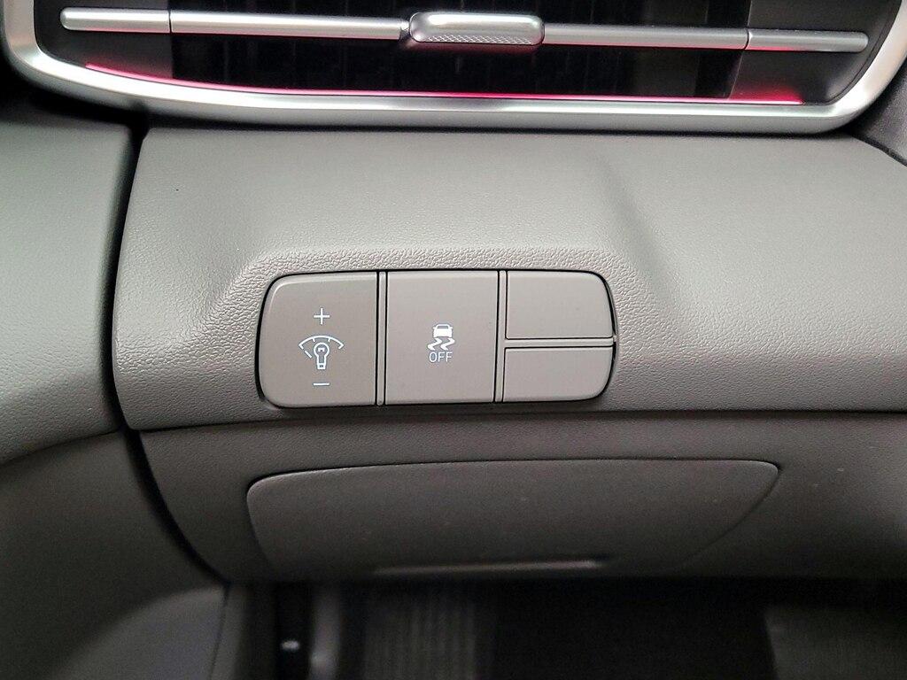 used 2024 Hyundai Elantra car, priced at $24,998
