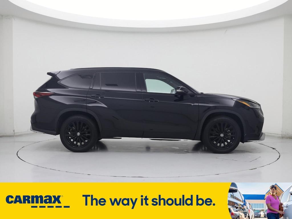 used 2024 Toyota Highlander car, priced at $44,998