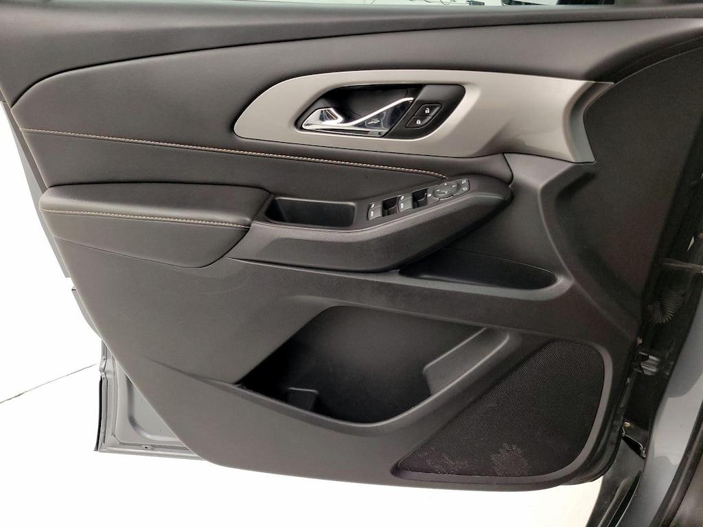 used 2020 Chevrolet Traverse car, priced at $23,998