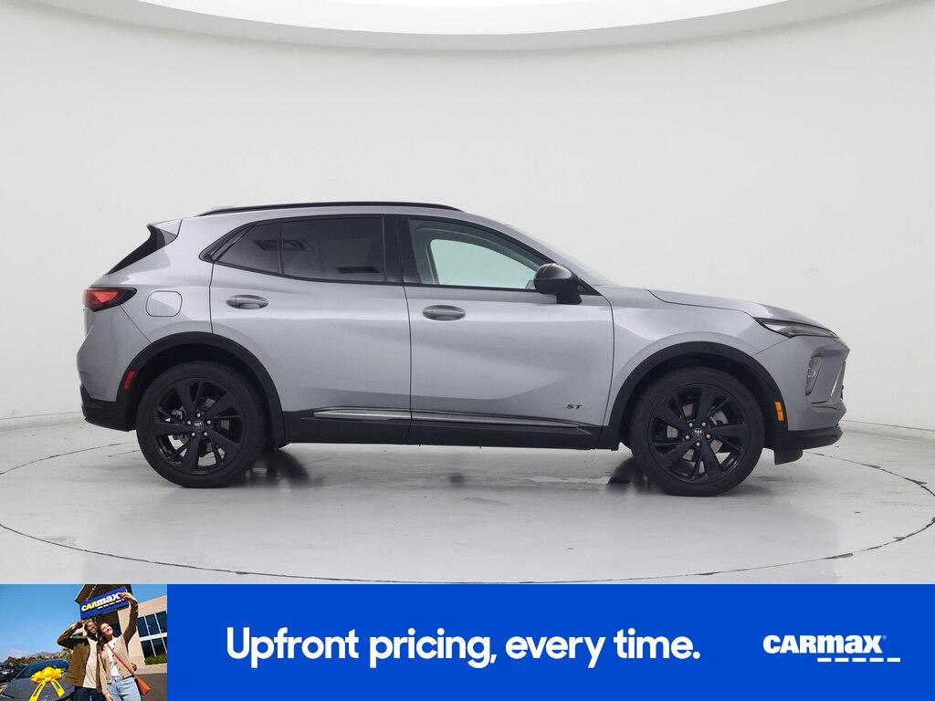 used 2024 Buick Envision car, priced at $29,998