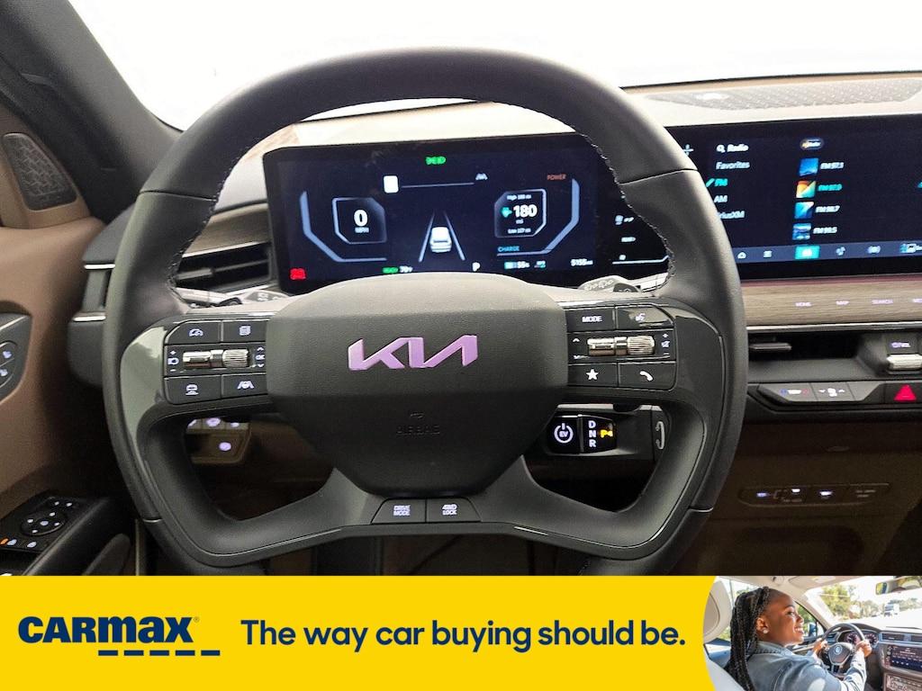 used 2024 Kia EV9 car, priced at $52,998