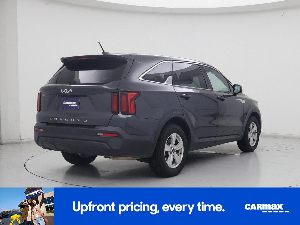 used 2022 Kia Sorento car, priced at $18,998
