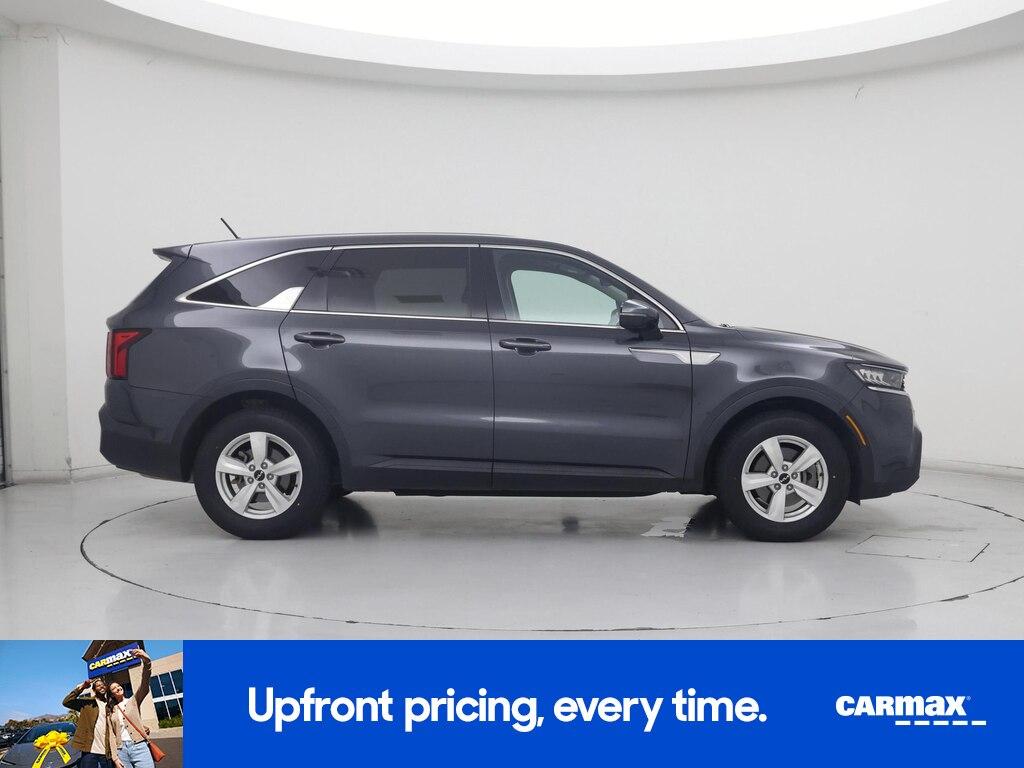 used 2022 Kia Sorento car, priced at $18,998