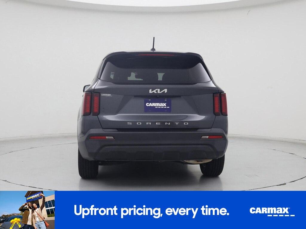 used 2022 Kia Sorento car, priced at $18,998