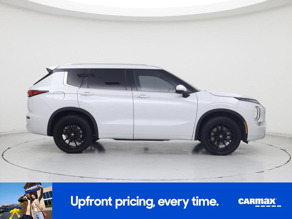used 2023 Mitsubishi Outlander car, priced at $24,998