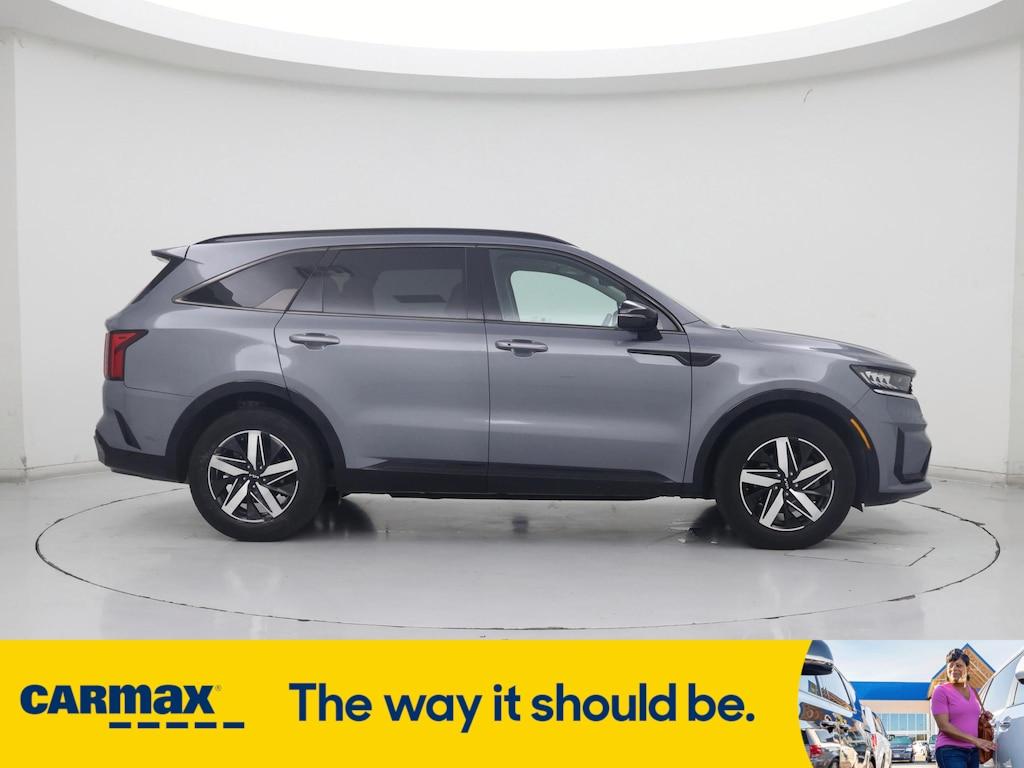 used 2022 Kia Sorento car, priced at $26,998