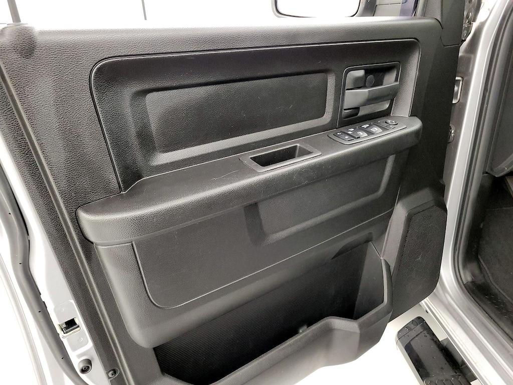 used 2019 Ram 1500 Classic car, priced at $26,998