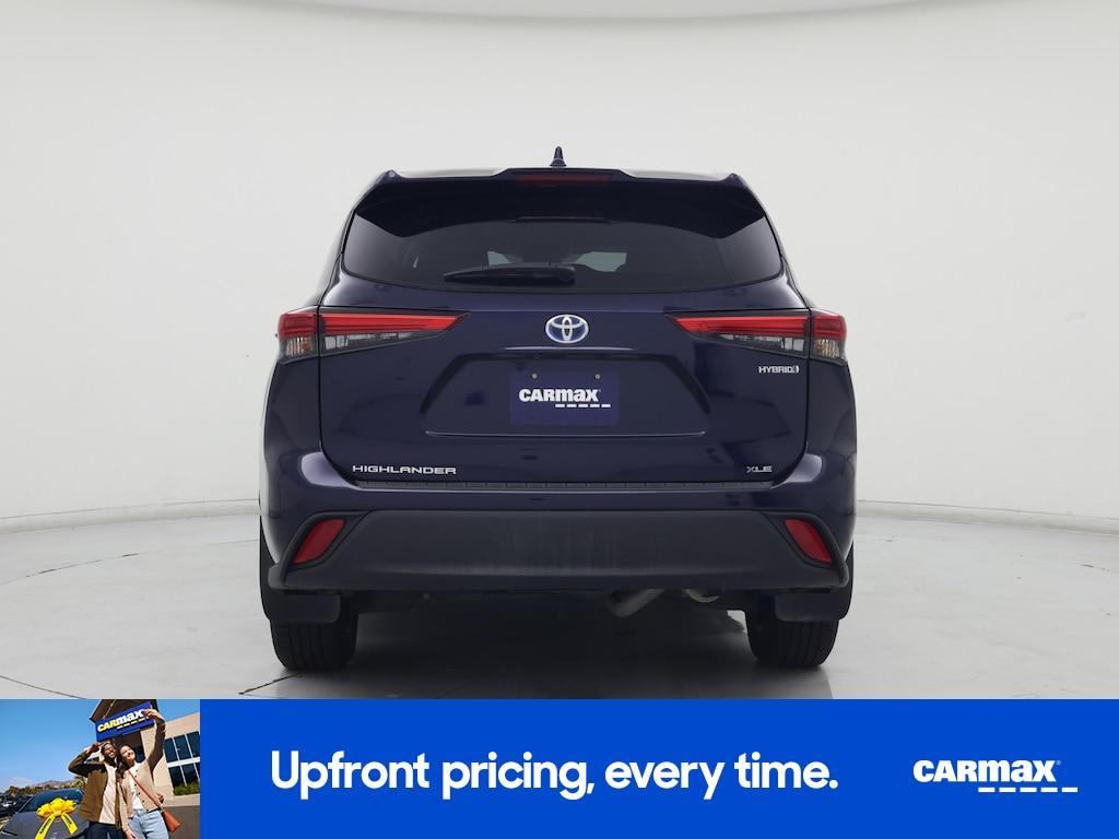 used 2022 Toyota Highlander Hybrid car, priced at $34,998