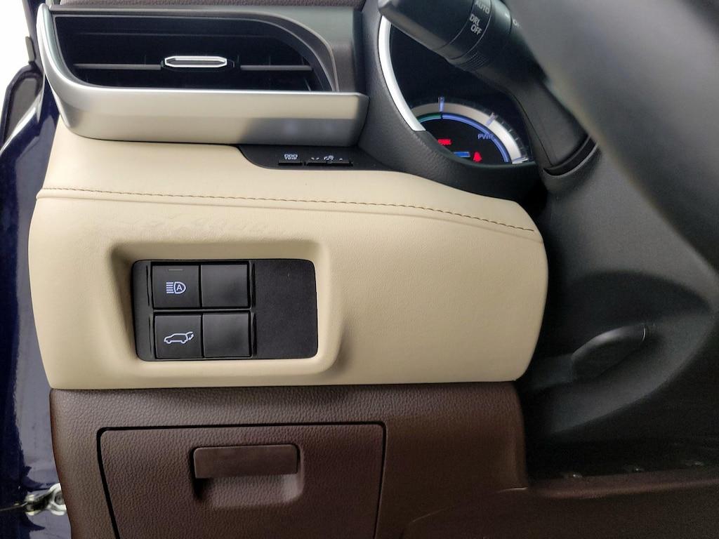 used 2022 Toyota Highlander Hybrid car, priced at $34,998