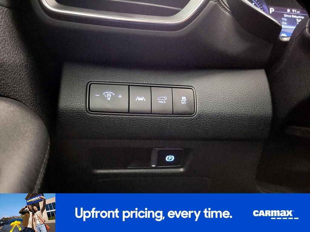 used 2023 Hyundai Santa Fe car, priced at $20,998