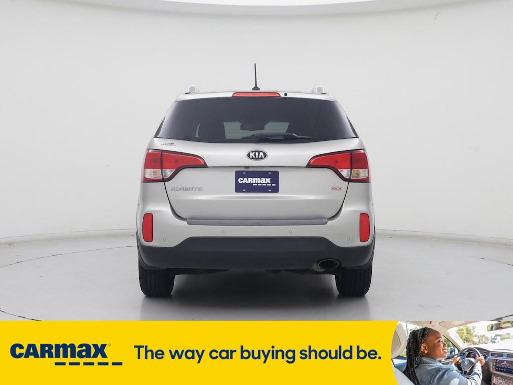 used 2014 Kia Sorento car, priced at $13,998